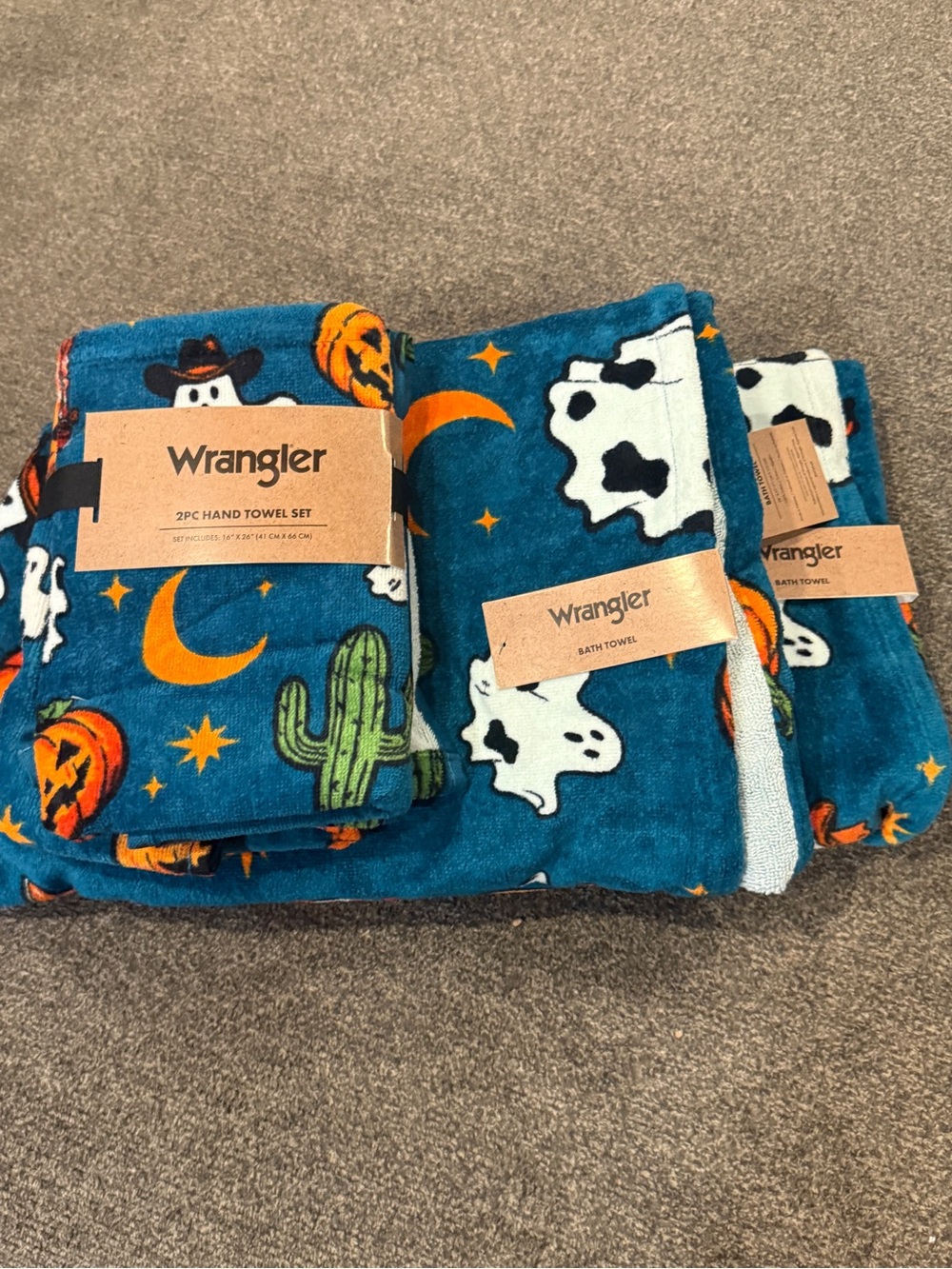 Wrangler Ghost Cow Pumpkins Bath Towel Set